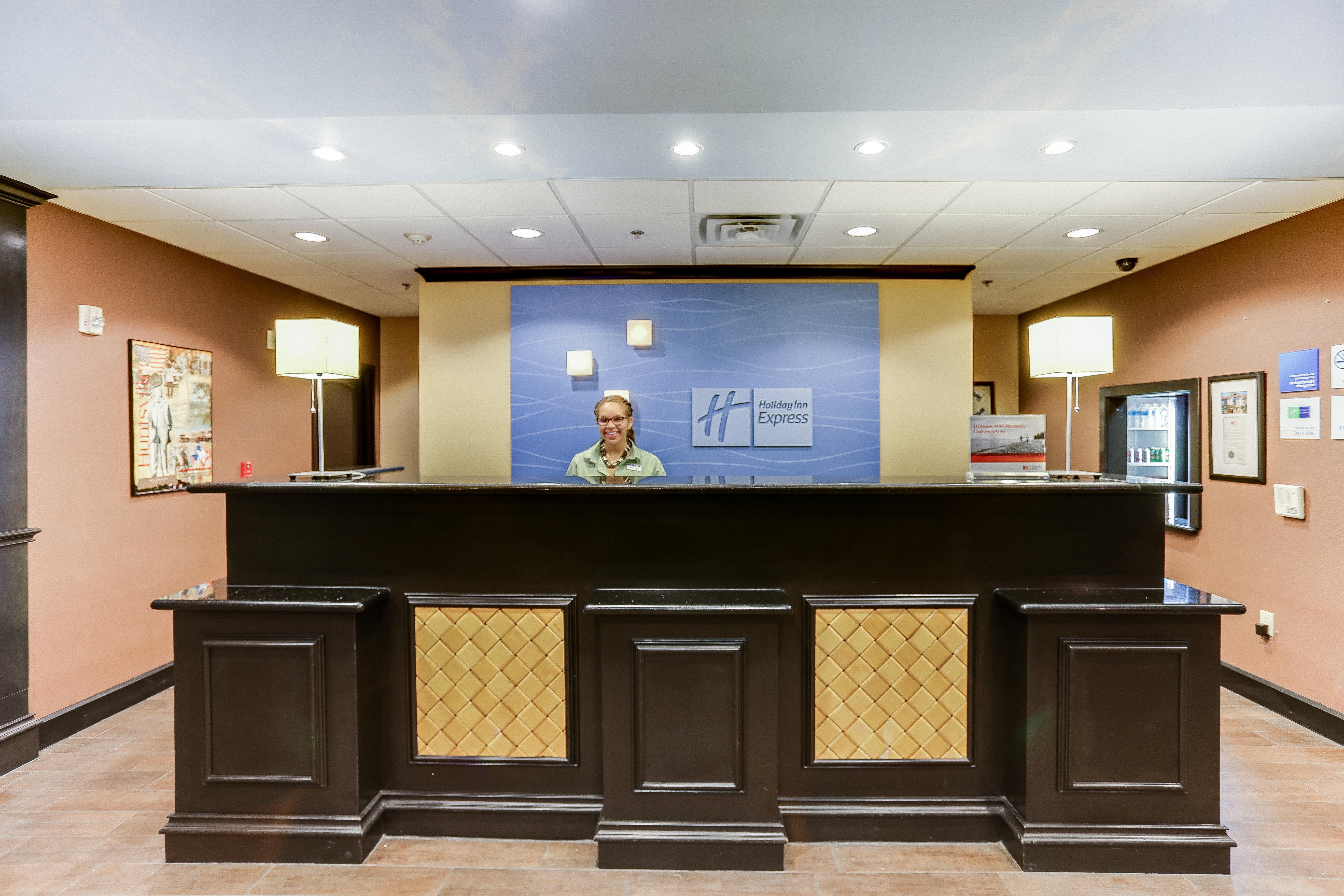 Holiday Inn Express Hotel & Suites Huntsville By Ihg Eksteriør bilde