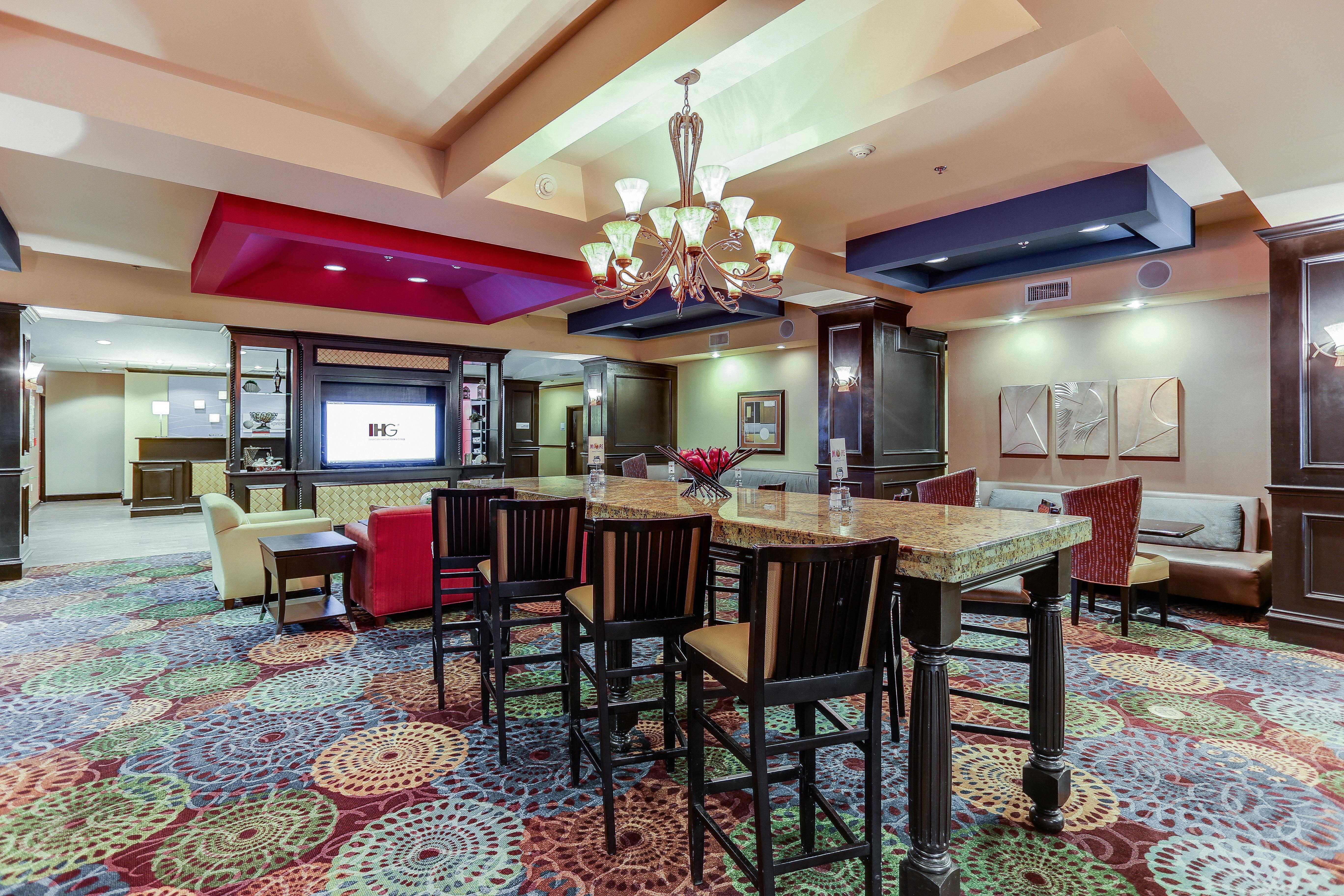 Holiday Inn Express Hotel & Suites Huntsville By Ihg Eksteriør bilde