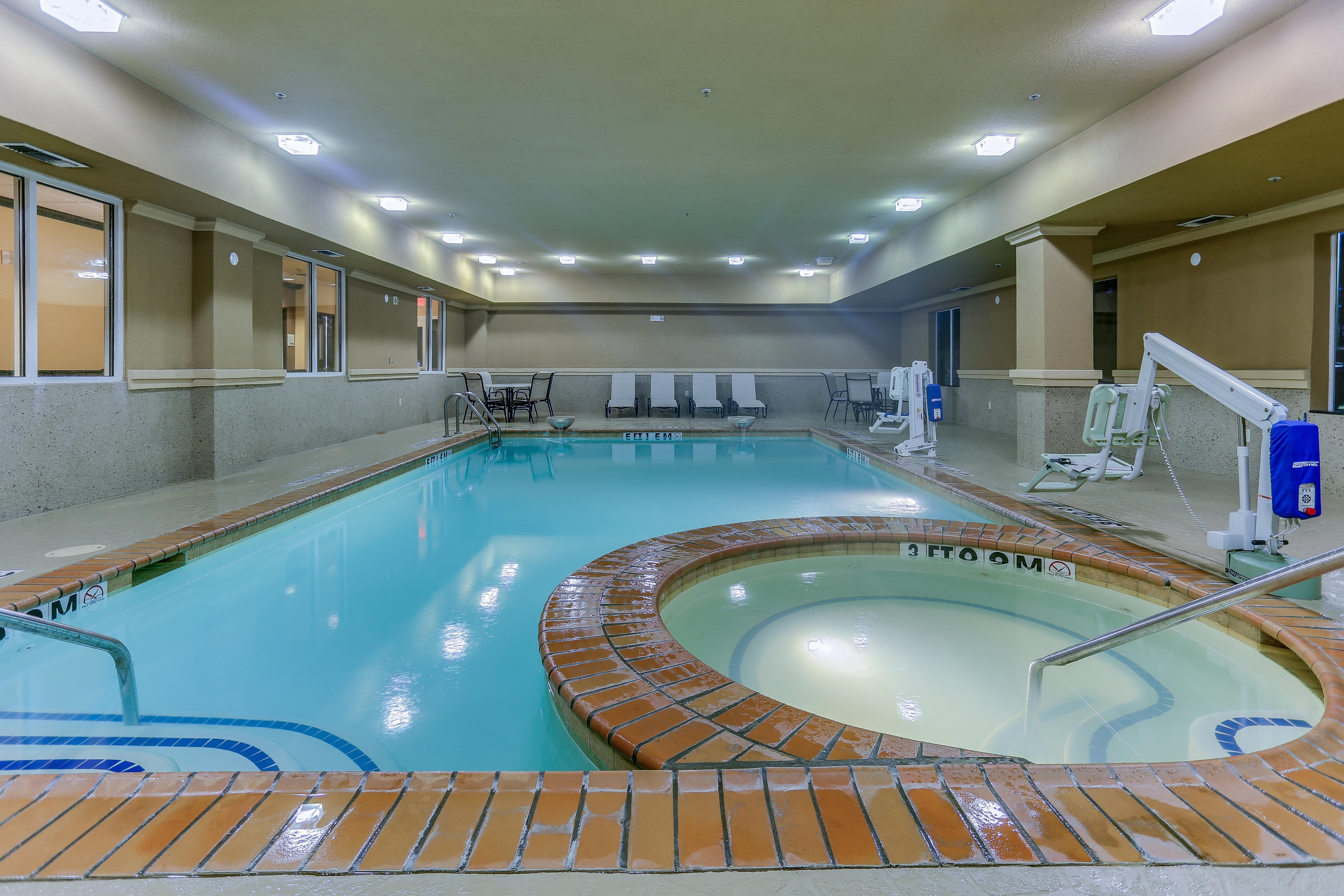 Holiday Inn Express Hotel & Suites Huntsville By Ihg Eksteriør bilde